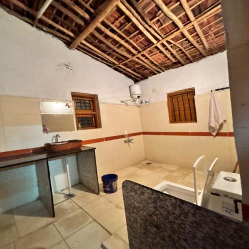 Savaliya Homestay, Gyanpura